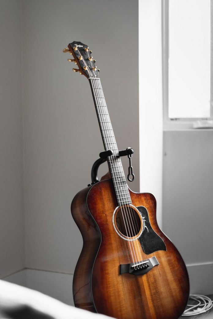 Acoustic Guitar