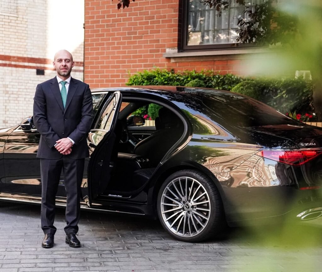 LONDON CHAUFFEUR